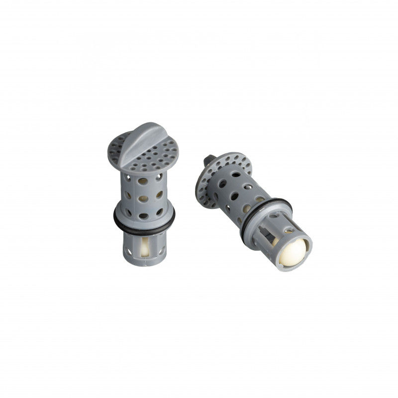 Plastic Reefer Plug - with Ball